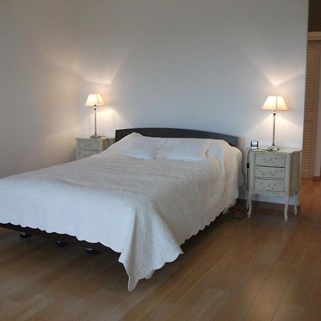 Camelia Rouge Bed & Breakfast Granville Dış mekan fotoğraf